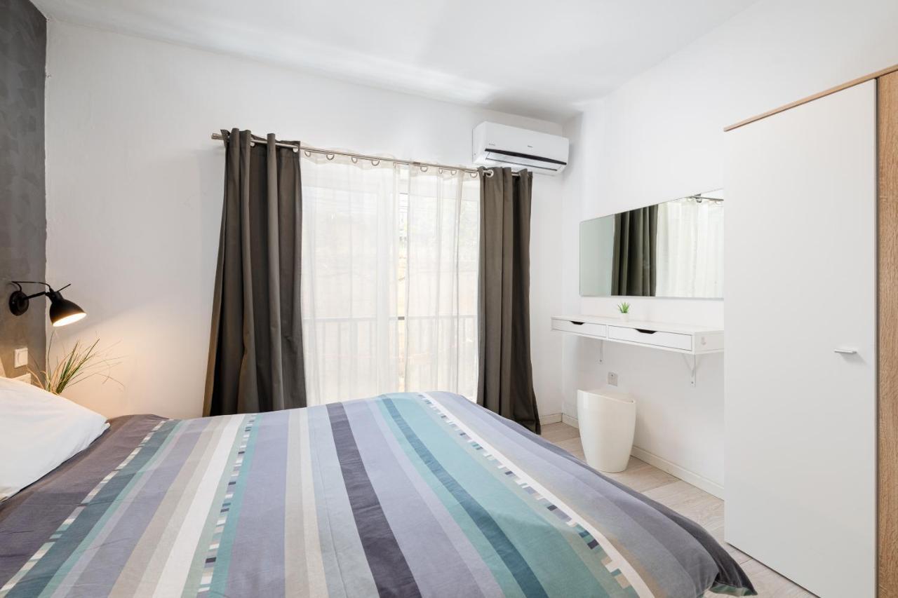 Modern 3 Bedroom & 3 Bathroom Apartment - Near Balluta Bay Saint Julian's Ngoại thất bức ảnh