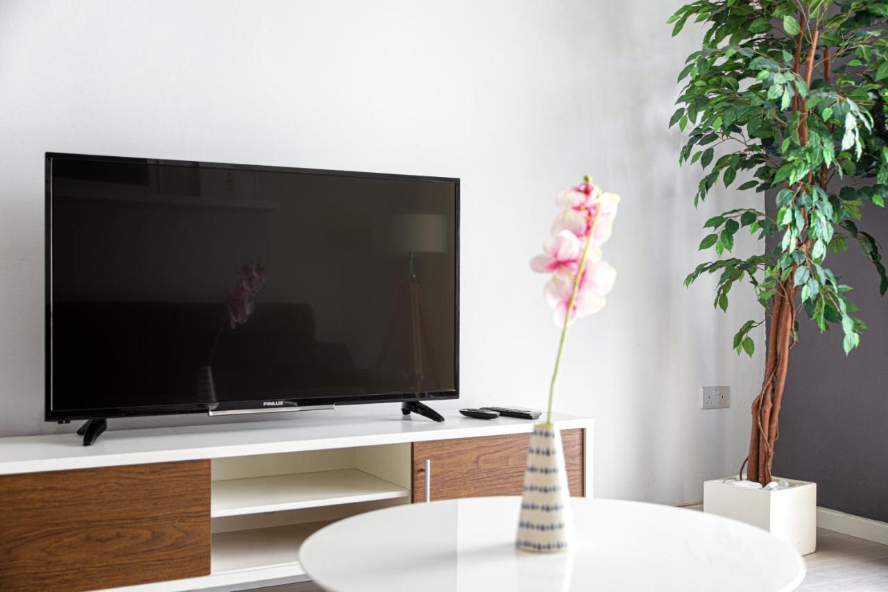 Modern 3 Bedroom & 3 Bathroom Apartment - Near Balluta Bay Saint Julian's Ngoại thất bức ảnh
